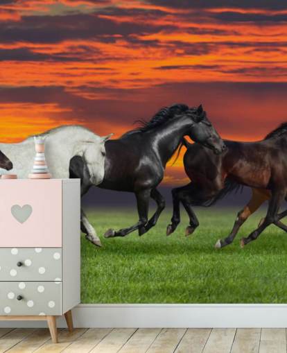 Horses Running Wallpaper