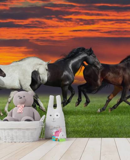 Horses Running Wallpaper