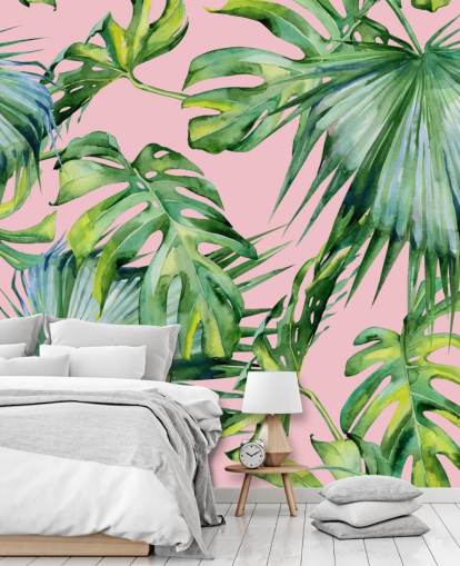 mural de papel pintado de hojas de palmera rosa y verde llamado Pink Jungle para sala de estar o dormitorio
