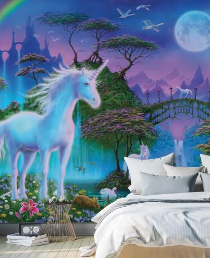 lila, blå och grön anpassad enhörningstapet kallad Unicorn Bridge av Danny Flynn för barnens sovrum