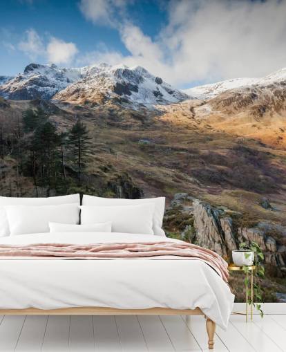 magnifique papier peint de paysage appelé Snow Mountains Snowdonia par Anthony Bryant Photography