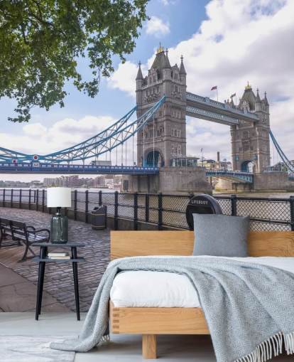 Tower Bridge van de Thames Promenade Muurschildering Tower Bridge van de Thames Promenade Muurschildering