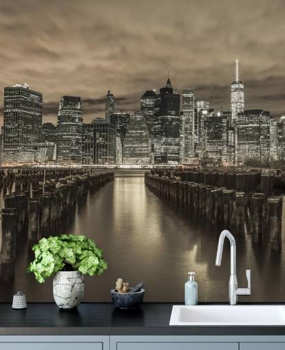 Manhattan Skyline med rader av Groynes Bakgrunn