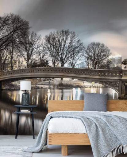 Bow Bridge over Turtle Pond Wallpaper