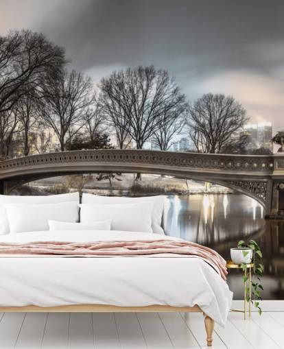 Bow Bridge over Turtle Pond Wallpaper