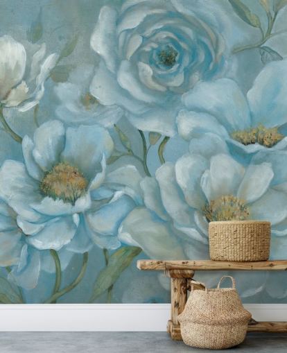 Decorazione murale con grandi fiori blu pastello