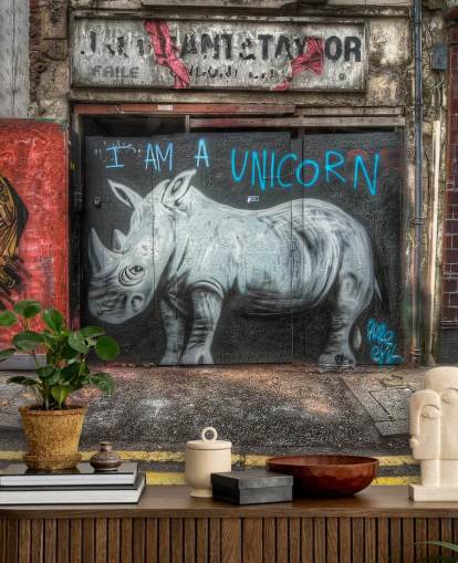 carta da parati murale con graffiti personalizzabile verniciata a spruzzo chiamata Be What You Want to Be di Nick Jackson per camere da letto o ufficio carta da parati murale con graffiti personalizzabile verniciata a spruzzo chiamata Be What You Want to Be di Nick Jackson per camere da letto o ufficio