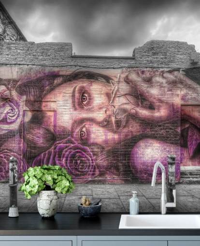 Graffiti Girl Wallpaper