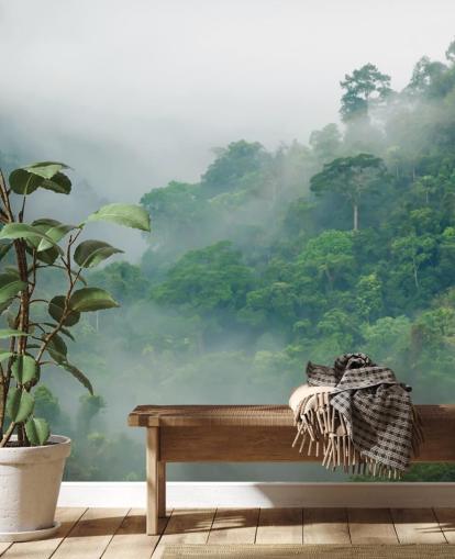 Papel pintado de árboles brumosos en la selva