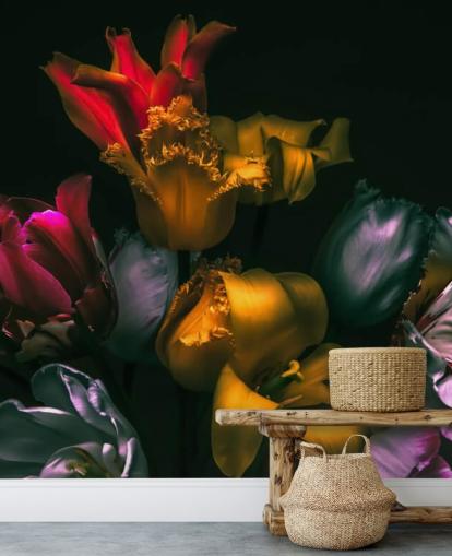 dunkles Blumentapetenwandbild namens Exotic Blooms für Schlafzimmer und Wohnzimmer