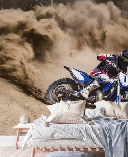 Hintergrundbild „Biker Riding in Dust“