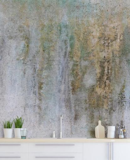 mural de papel pintado de hormigón gris y dorado llamado Concrete Patina en Wallsauce para oficinas y dormitorios