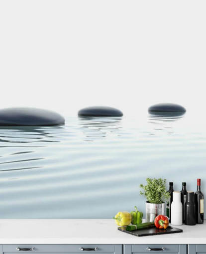 Rolige farvande med glatte Stepping Stones Baggrund Rolige farvande med glatte Stepping Stones Baggrund