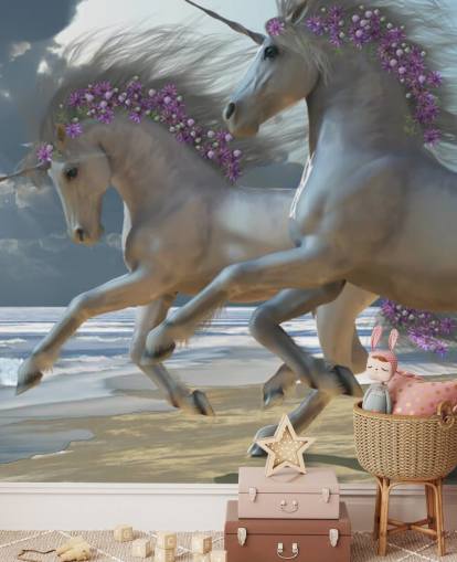 Decorazione murale con unicorni che corrono sulla spiaggia