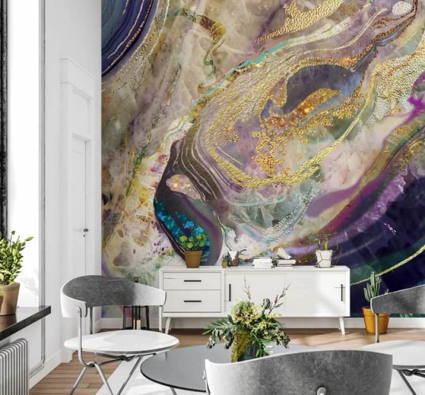 gouden en paarse marmeren behangmuurschildering genaamd Gold Dust Purple voor slaapkamers en woonkamers gouden en paarse marmeren behangmuurschildering genaamd Gold Dust Purple voor slaapkamers en woonkamers