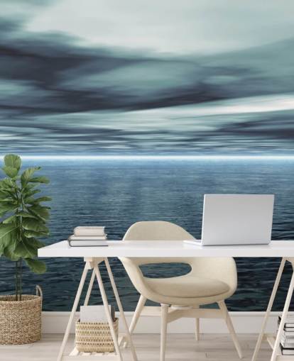 Fondo de pantalla de cielo gris nublado y océano en calma