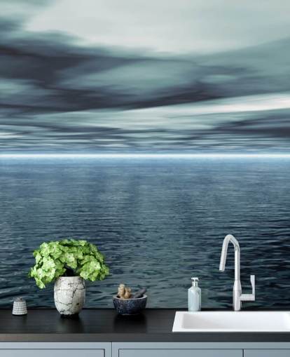 Fondo de pantalla de cielo gris nublado y océano en calma Fondo de pantalla de cielo gris nublado y océano en calma