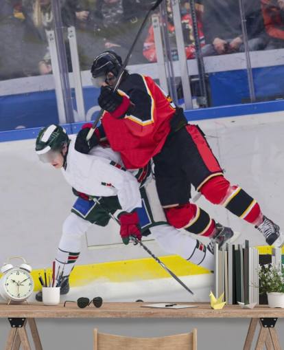 levendige ijshockeymuurschildering genaamd Ice Hockey Heavy Tackle voor kinderkamers en hockeyclubs levendige ijshockeymuurschildering genaamd Ice Hockey Heavy Tackle voor kinderkamers en hockeyclubs