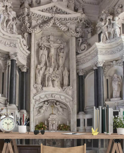 Altar de mármore esculpido na capela francesa Wallpaper