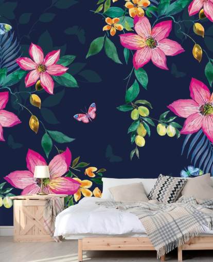 fleurs tropicales sur papier peint marine