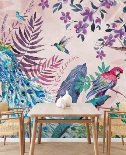 mural de papel pintado de pavo real tropical morado y azul llamado Tropical Peacock de Di Brookes para dormitorios y salas de estar
