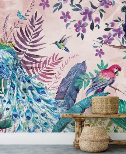 mural de papel pintado de pavo real tropical morado y azul llamado Tropical Peacock de Di Brookes para dormitorios y salas de estar