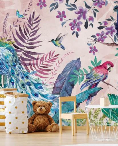 carta da parati murale con pavone tropicale viola e blu chiamato Tropical Peacock di Di Brookes per camere da letto e salotti