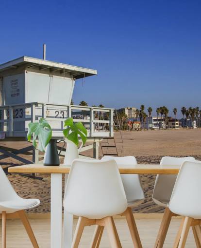Weiße Bademeisterhütte am Strand Fototapete Weiße Bademeisterhütte am Strand Fototapete