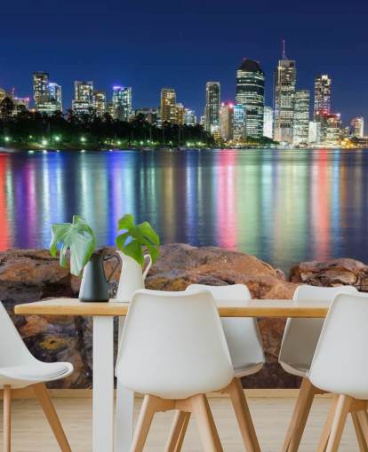 Papier peint Brisbane la nuit reflétant les couleurs sur l'eau Papier peint Brisbane la nuit reflétant les couleurs sur l'eau
