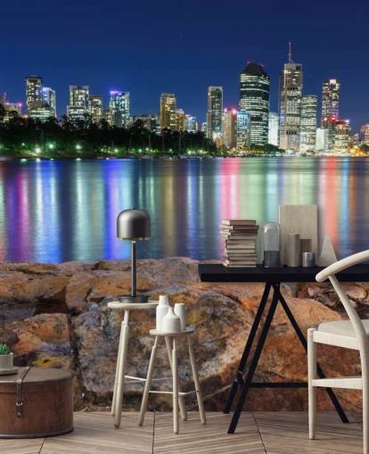 Brisbane på natten reflekterande färger på vatten tapeter