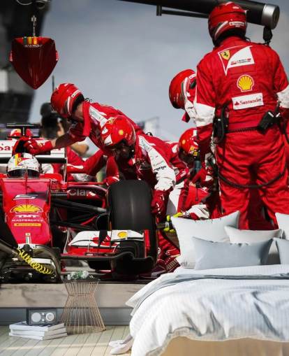 mural rojo personalizable de Fórmula 1 llamado Sebastian Vettel Malaysia 15 para dormitorios y oficinas en casa mural rojo personalizable de Fórmula 1 llamado Sebastian Vettel Malaysia 15 para dormitorios y oficinas en casa