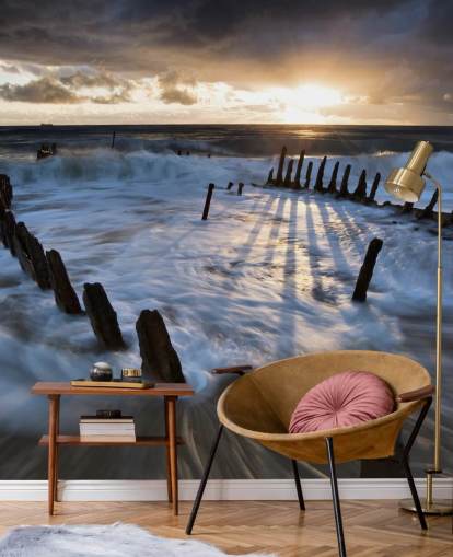 Mural de pared Playa al atardecer con olas espumosas