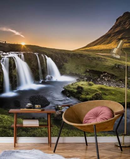 Cachoeira em Green Countryside Wallpaper