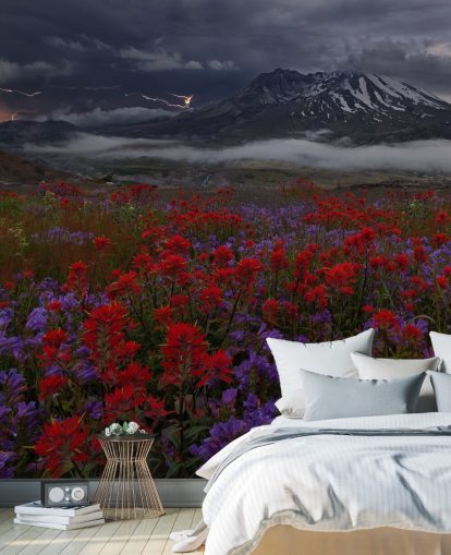 prairie de fleurs rouges et violettes avec papier peint de montagne prairie de fleurs rouges et violettes avec papier peint de montagne