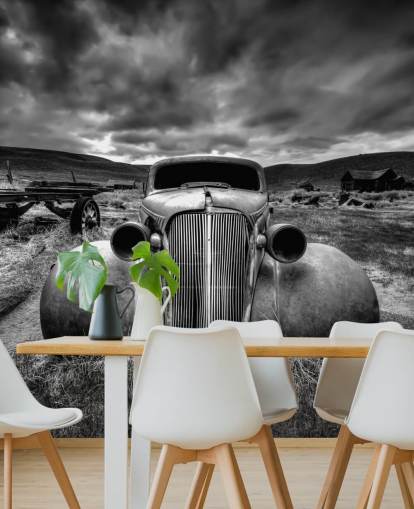 papier peint mural de voitures anciennes en noir et blanc intitulé Too Old to Drive par 1x - Artiste Carsten Schlipf