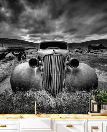 mural de papel pintado de coches antiguos en blanco y negro llamado Too Old to Drive by 1x - Artista Carsten Schlipf