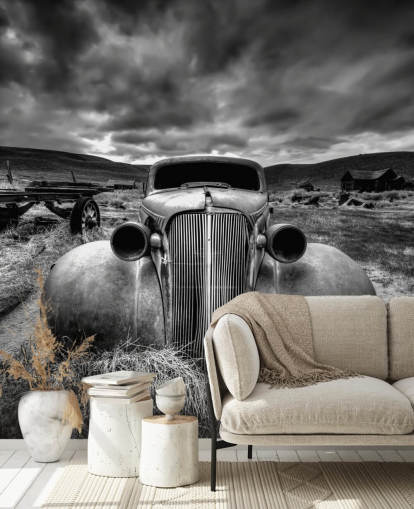 mural de papel de parede de carro vintage em preto e branco chamado Too Old to Drive by 1x - Artista Carsten Schlipf