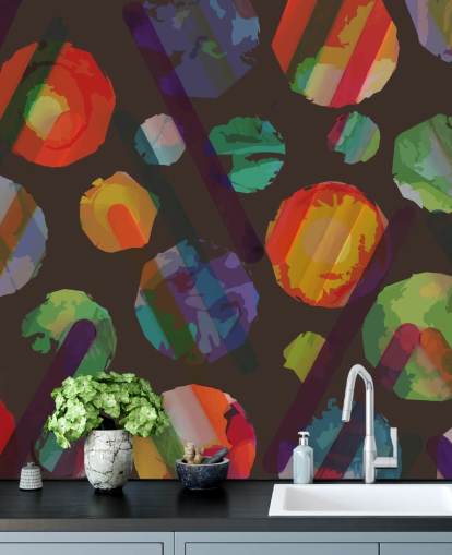 Murale de découpes en couleur par Shandra Smith