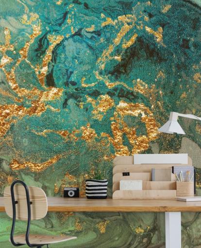 groene en gouden marmeren behangmuurschildering op maat genaamd Emerald Marble van Lara Skinner voor woonkamers groene en gouden marmeren behangmuurschildering op maat genaamd Emerald Marble van Lara Skinner voor woonkamers
