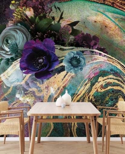 mural de papel pintado de mármol verde, morado y dorado llamado Marble Floral New Master de Lara Skinner para dormitorios o baños