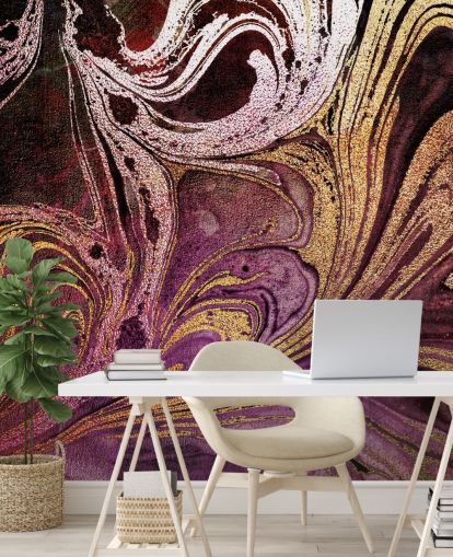 rosa guld marmor tapetväggmålning kallad Marble Gold Streak av Lara Skinner för sovrum och vardagsrum