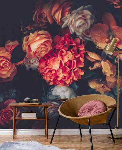 Carta da parati con fiori vintage su sfondo scuro