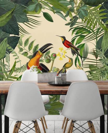 grön och beige djungel tapetväggmålning som heter Toucans in the Jungle av Andrea Haase