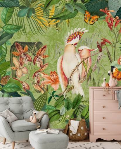 Mural de cacatuas e borboletas por Andrea Haase