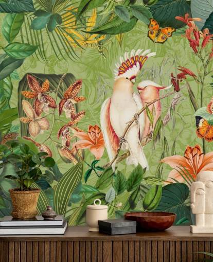 Mural cacatúas y mariposas de Andrea Haase