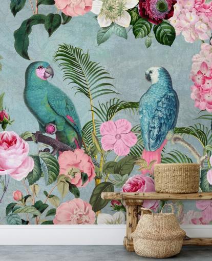 roze en groen junglebehang genaamd Jungle Rendezvous van Andrea Haase