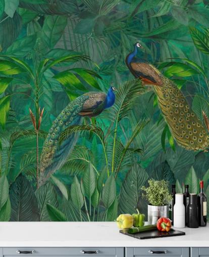 grön anpassad påfågel tapet kallad Peacock Paradise Jungle av Andrea Haase för sovrum eller vardagsrum