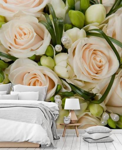 Decorazione murale ravvicinata con bouquet da sposa con rose bianche Decorazione murale ravvicinata con bouquet da sposa con rose bianche