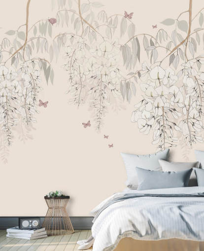 mural de papel pintado floral beige llamado Wisteria Lane de Kelly Kratzing para dormitorios de niñas y salas de juegos