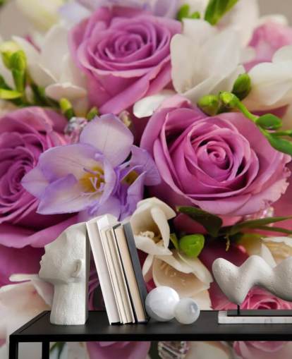 Decorazione murale con bouquet di rose viola Decorazione murale con bouquet di rose viola